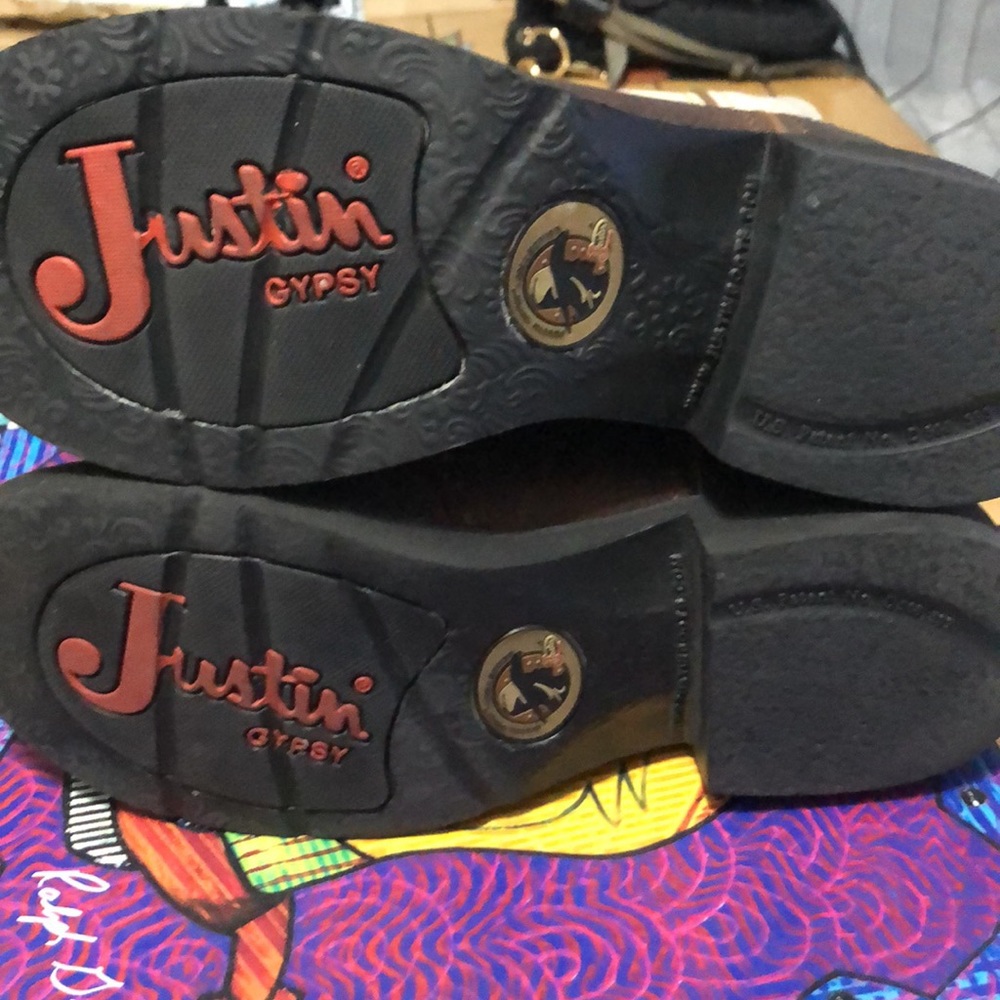 Justin Gypsy Short Square Toe Boots, size 9 - Picture 7 of 7
